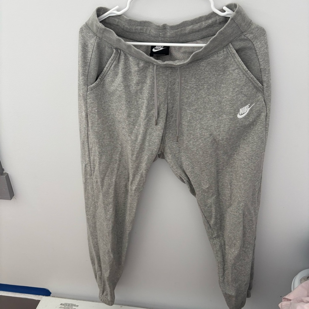 Nike Heather Gray Sweatpants